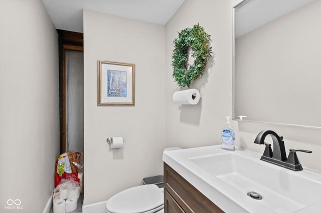 5861 N 75 W, Whiteland, IN 46184