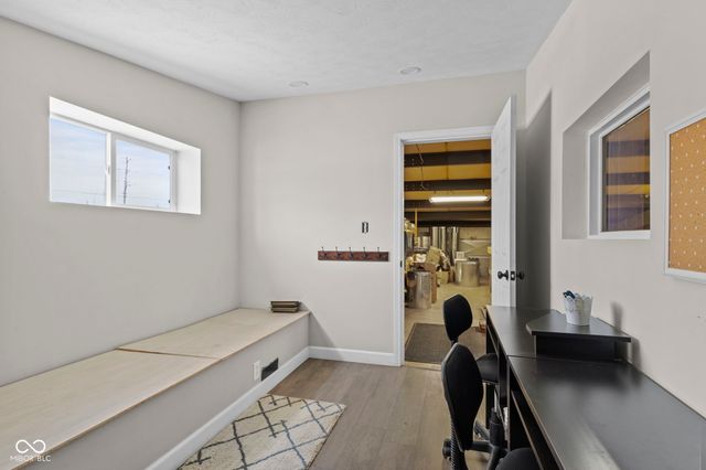 5861 N 75 W, Whiteland, IN 46184