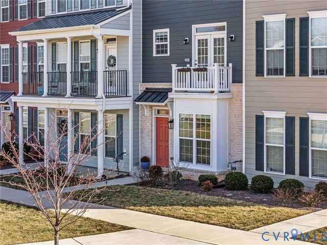 421 Randolph View Dr, Midlothian, VA 23114