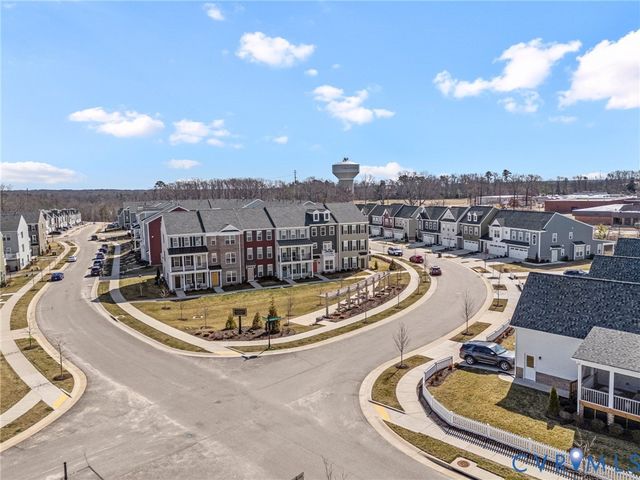 421 Randolph View Dr, Midlothian, VA 23114