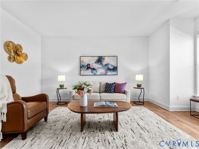 421 Randolph View Dr, Midlothian, VA 23114