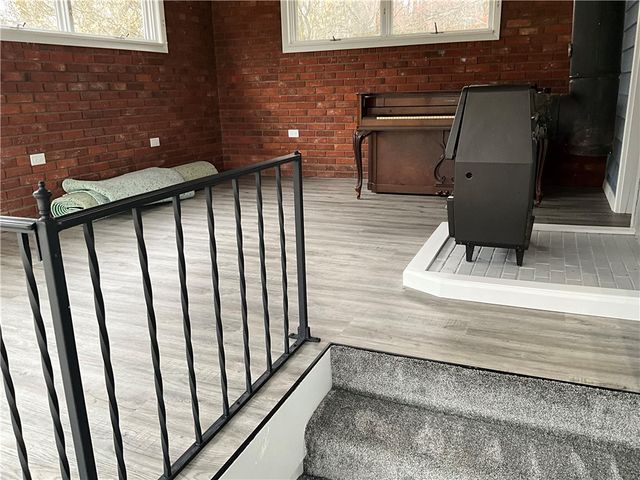 2612 Graceland Rd, Neshannock Twp, PA 16105