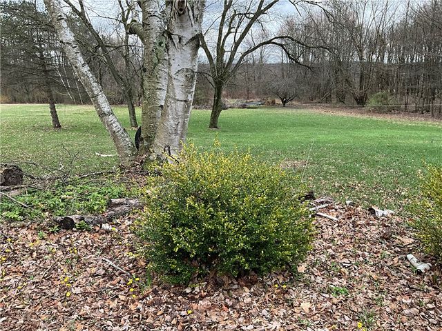 2612 Graceland Rd, Neshannock Twp, PA 16105