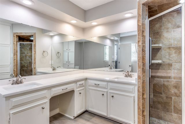 411 Washington Drive, Arlington, TX 76011