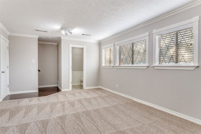 411 Washington Drive, Arlington, TX 76011