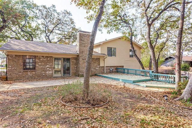 411 Washington Drive, Arlington, TX 76011