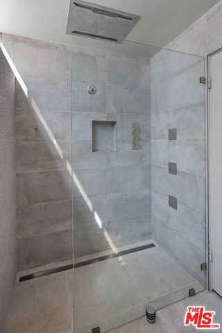 11925 Goshen Avenue 3, Los Angeles, CA 90049