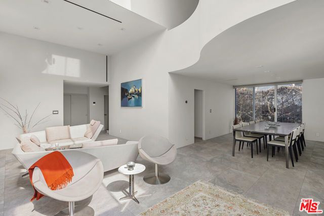 11925 Goshen Avenue 3, Los Angeles, CA 90049