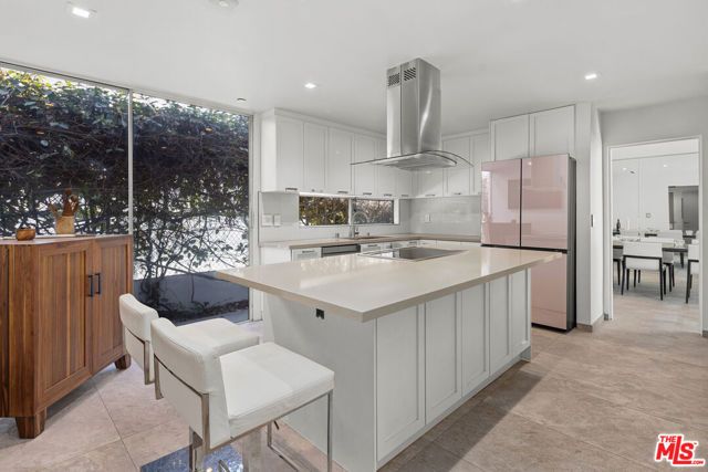 11925 Goshen Avenue 3, Los Angeles, CA 90049