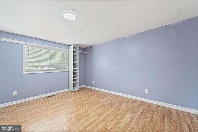 5 SICKLERVILLE RD, Sicklerville, NJ 08081