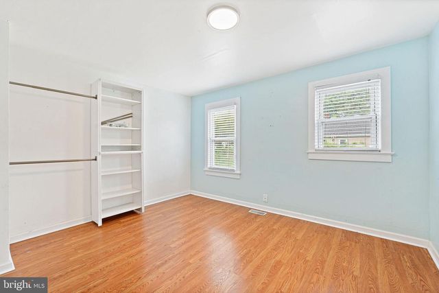 5 SICKLERVILLE RD, Sicklerville, NJ 08081