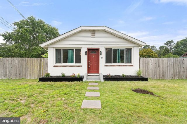 5 SICKLERVILLE RD, Sicklerville, NJ 08081