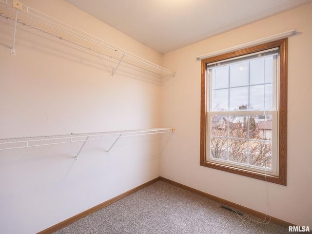 4306 CARROUSEL Lane, Peoria, IL 61615