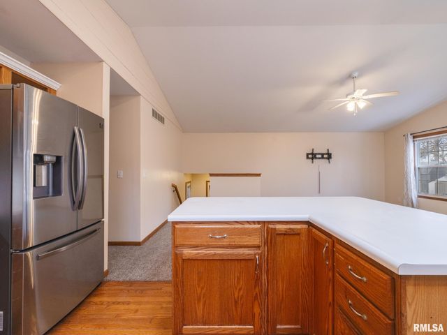 4306 CARROUSEL Lane, Peoria, IL 61615