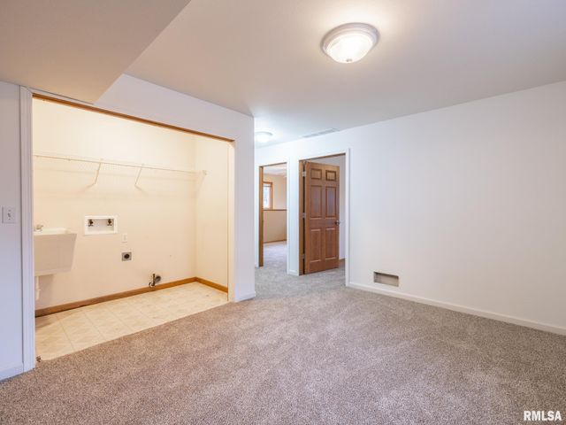 4306 CARROUSEL Lane, Peoria, IL 61615