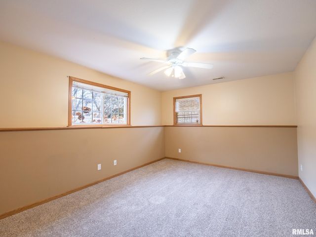 4306 CARROUSEL Lane, Peoria, IL 61615