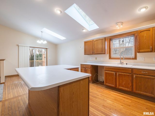 4306 CARROUSEL Lane, Peoria, IL 61615