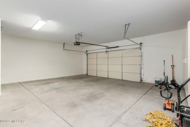 3591 E Northern Dancer Road, Tucson, AZ 85739