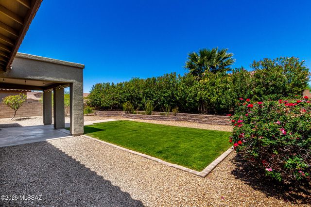 3591 E Northern Dancer Road, Tucson, AZ 85739