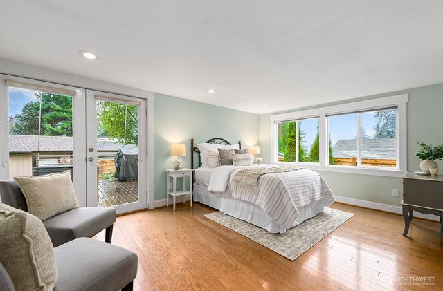 1516 NE 96th Street, Seattle, WA 98115