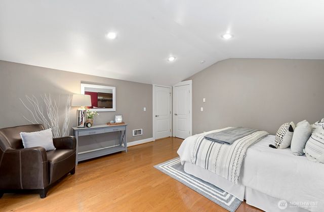 1516 NE 96th Street, Seattle, WA 98115