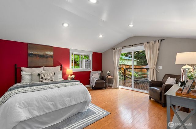 1516 NE 96th Street, Seattle, WA 98115