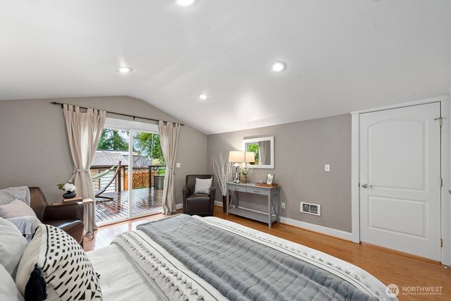 1516 NE 96th Street, Seattle, WA 98115