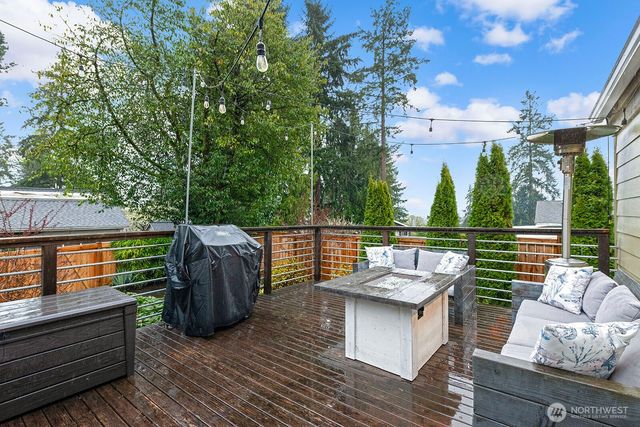 1516 NE 96th Street, Seattle, WA 98115