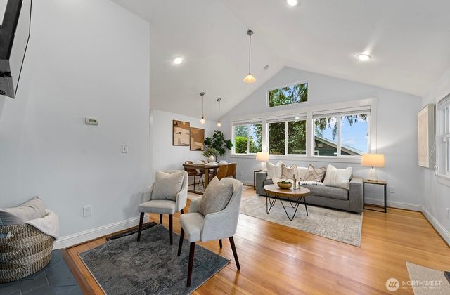 1516 NE 96th Street, Seattle, WA 98115