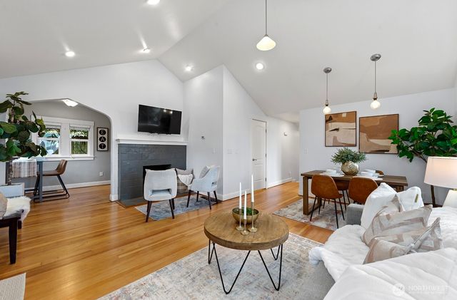 1516 NE 96th Street, Seattle, WA 98115