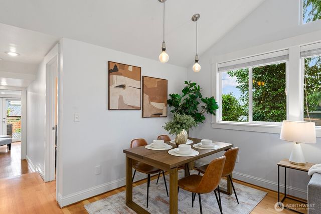 1516 NE 96th Street, Seattle, WA 98115