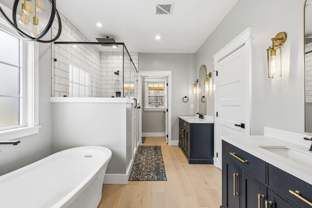 581 Belmont Rd, Clarksville, TN 37040