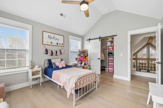 581 Belmont Rd, Clarksville, TN 37040