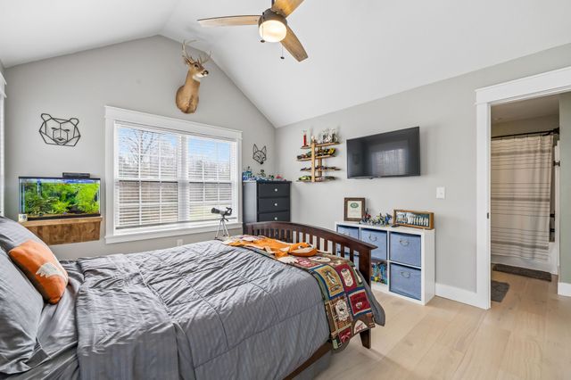 581 Belmont Rd, Clarksville, TN 37040