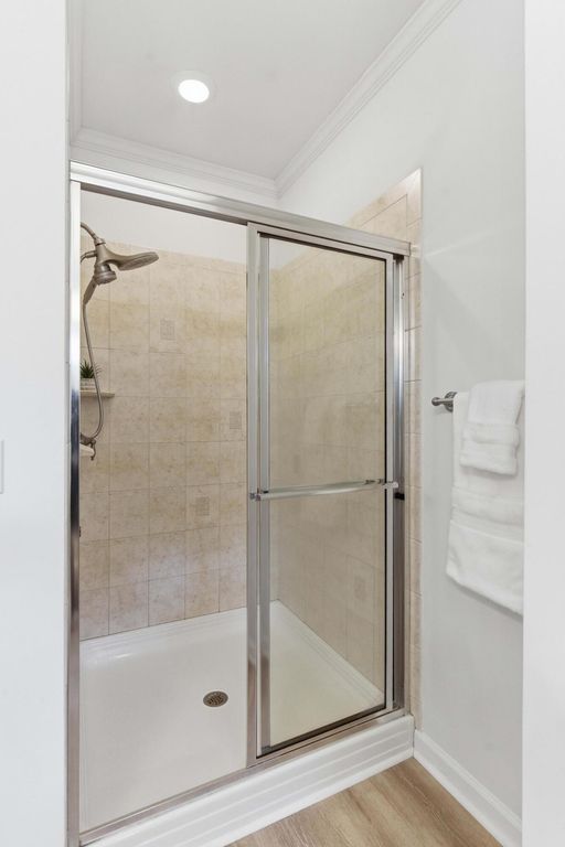 Image 43 of property listing at 124 Palm Cove Way, Mount Pleasant, SC 29466