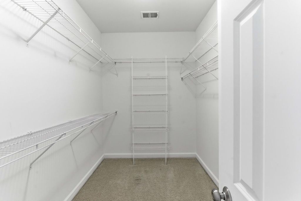 Image 46 of property listing at 124 Palm Cove Way, Mount Pleasant, SC 29466