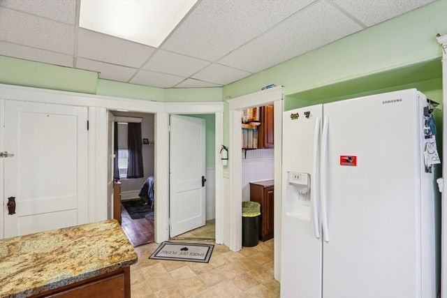 6 Idalla Ave, Worcester, MA 01606