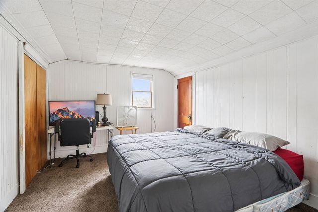 6 Idalla Ave, Worcester, MA 01606