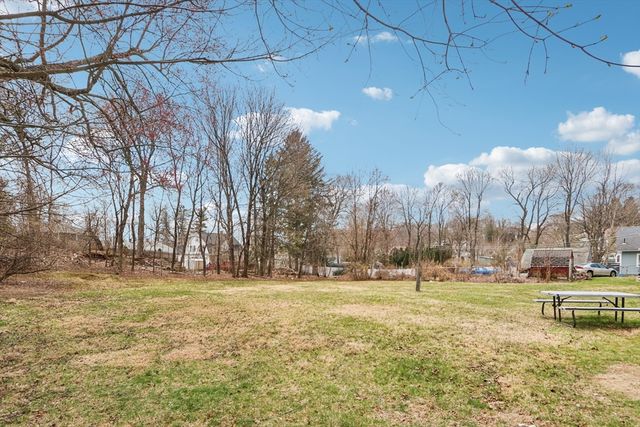 6 Idalla Ave, Worcester, MA 01606