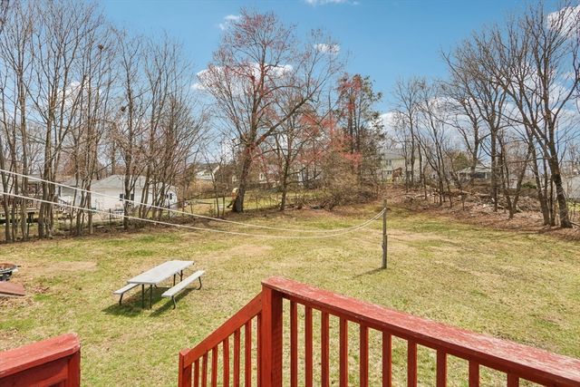 6 Idalla Ave, Worcester, MA 01606