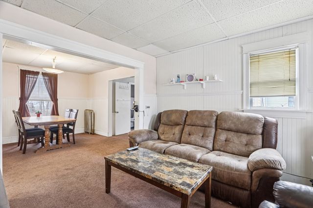 6 Idalla Ave, Worcester, MA 01606