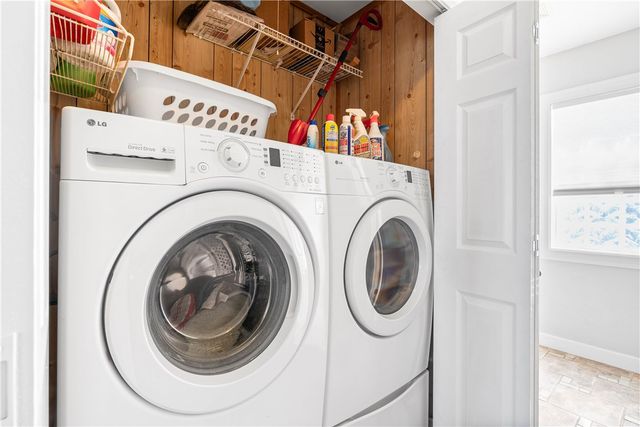 110 Bayshore Dr, Ingleside On The Bay, TX 78362