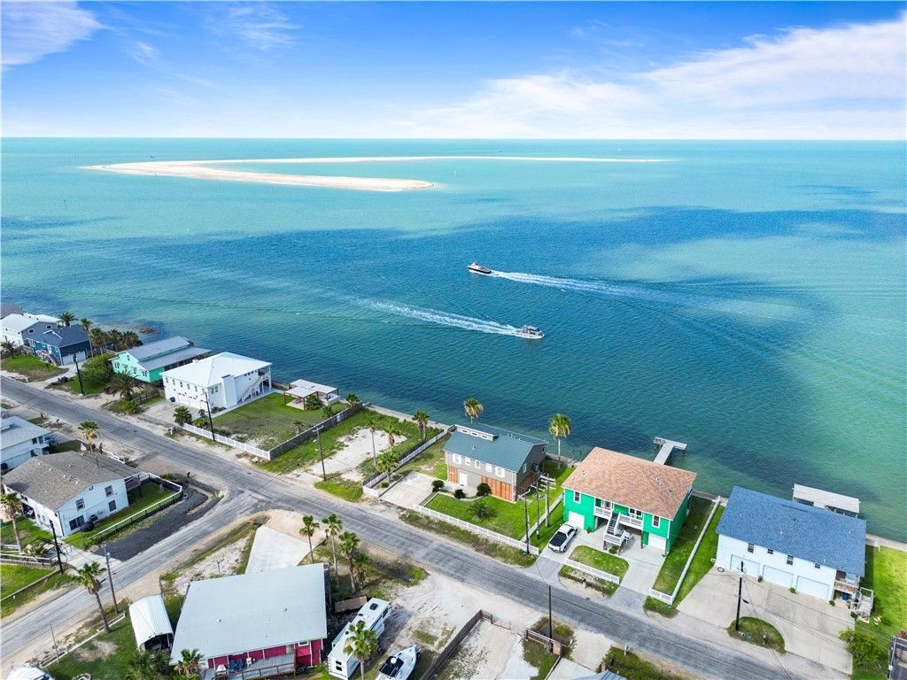 110 Bayshore Dr, Ingleside on the Bay, TX 78362 — photo 3