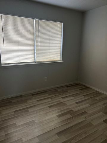 8411 Battleoak Drive, Houston, TX 77040