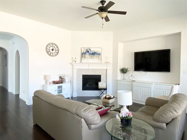 7636 Yearling Drive, Frisco, TX 75036