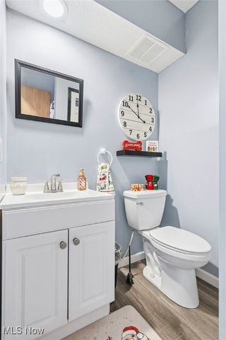 1250 1252 Main Street, Lakemore, OH 44312