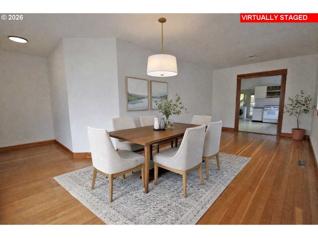 8415 Se 17TH Ave, Portland, OR 97202