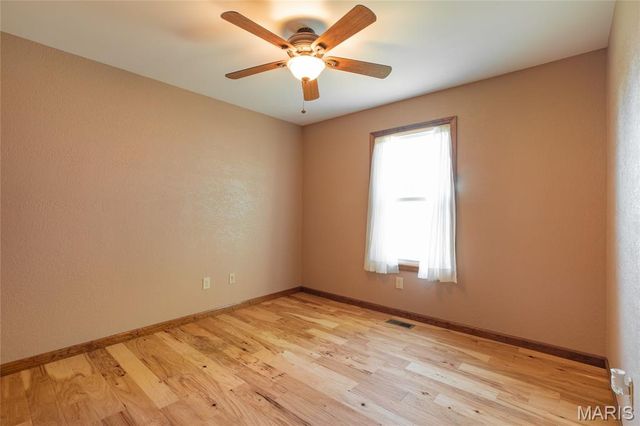 404 Washington Avenue, East Alton, IL 62024