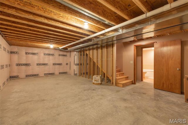 404 Washington Avenue, East Alton, IL 62024