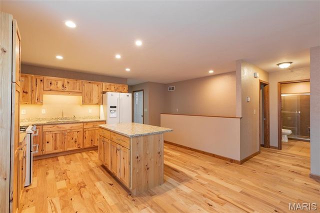 404 Washington Avenue, East Alton, IL 62024